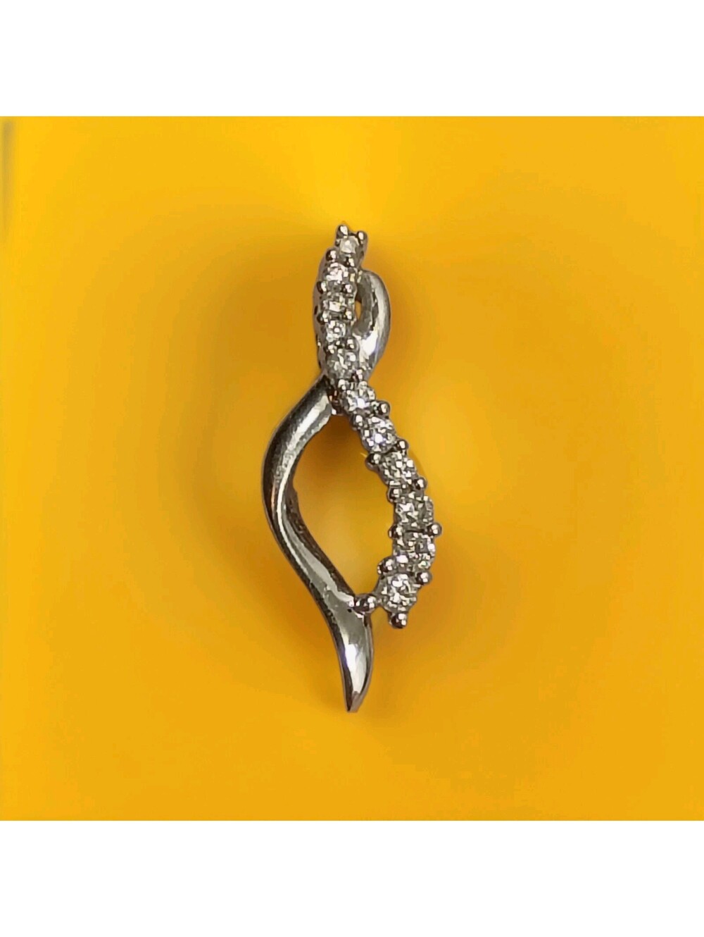 Vintage 10k White Gold Twisted Infinity Swirl Diamond~Pendant only~Necklace